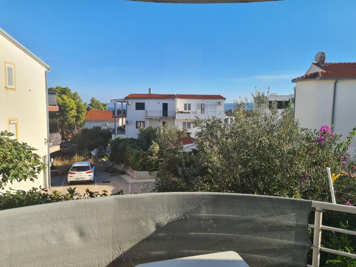 Apartments Niko Trogir Bagian luar foto
