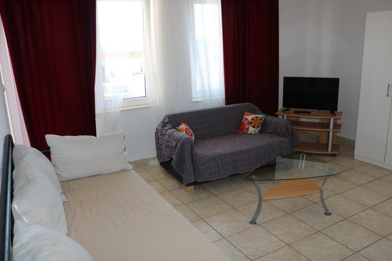Apartments Niko Trogir Bagian luar foto